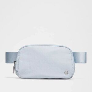 Lululemon Everywhere Belt Bag 1L in Starch Blue, BNWT